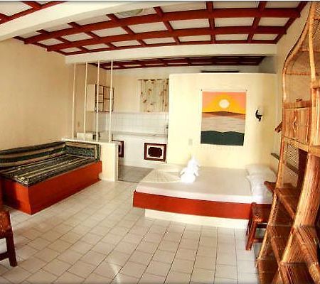 Sabang Inn Beach Resort Пуерто Галера Екстериор снимка